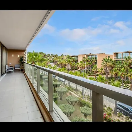 Joya By Lovelystay Apartment